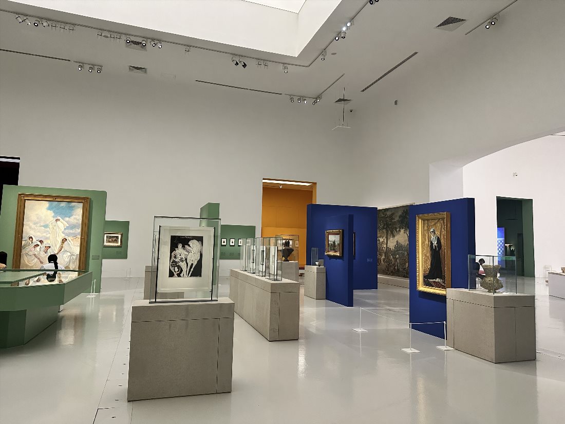 Художественная галерея Al Riwaq Gallery