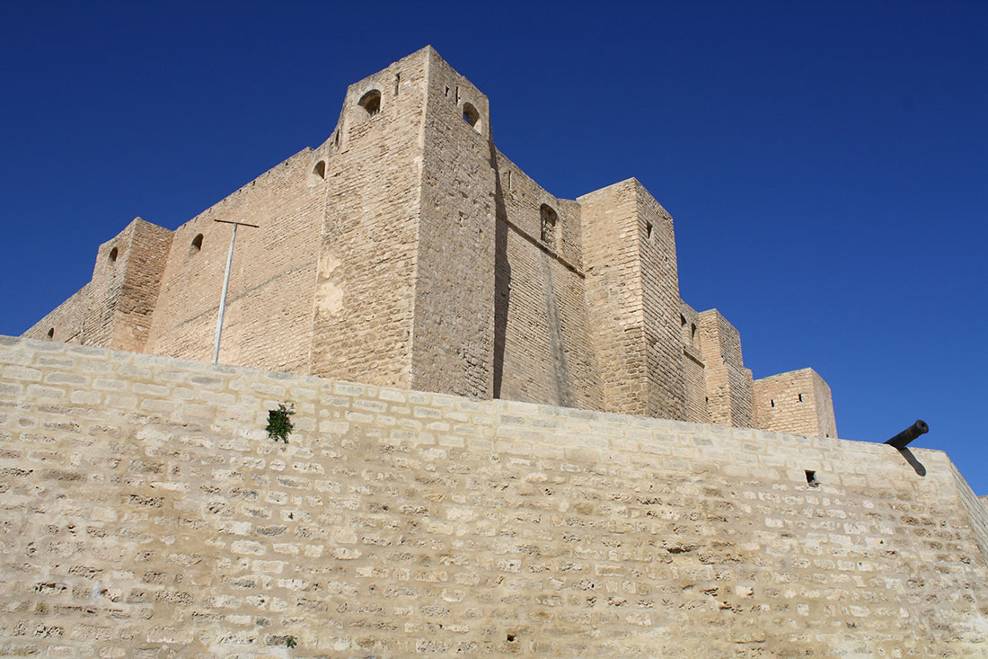 Крепость-монастырь Рибат
