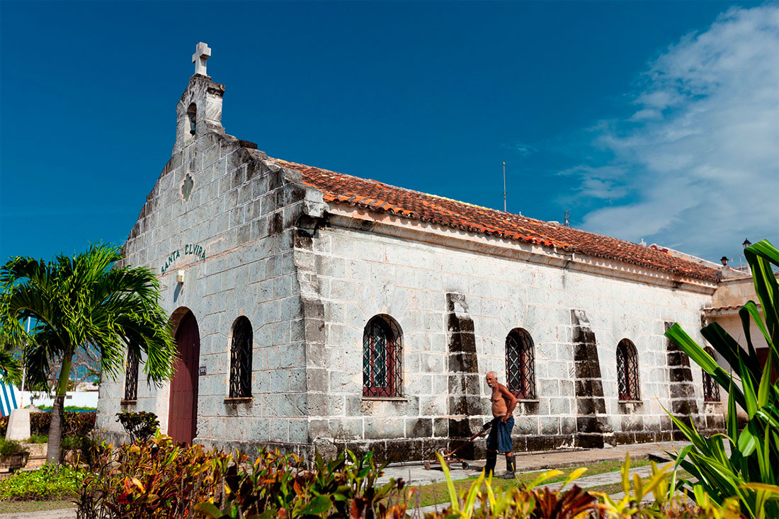 Церковь Санта-Эльвира