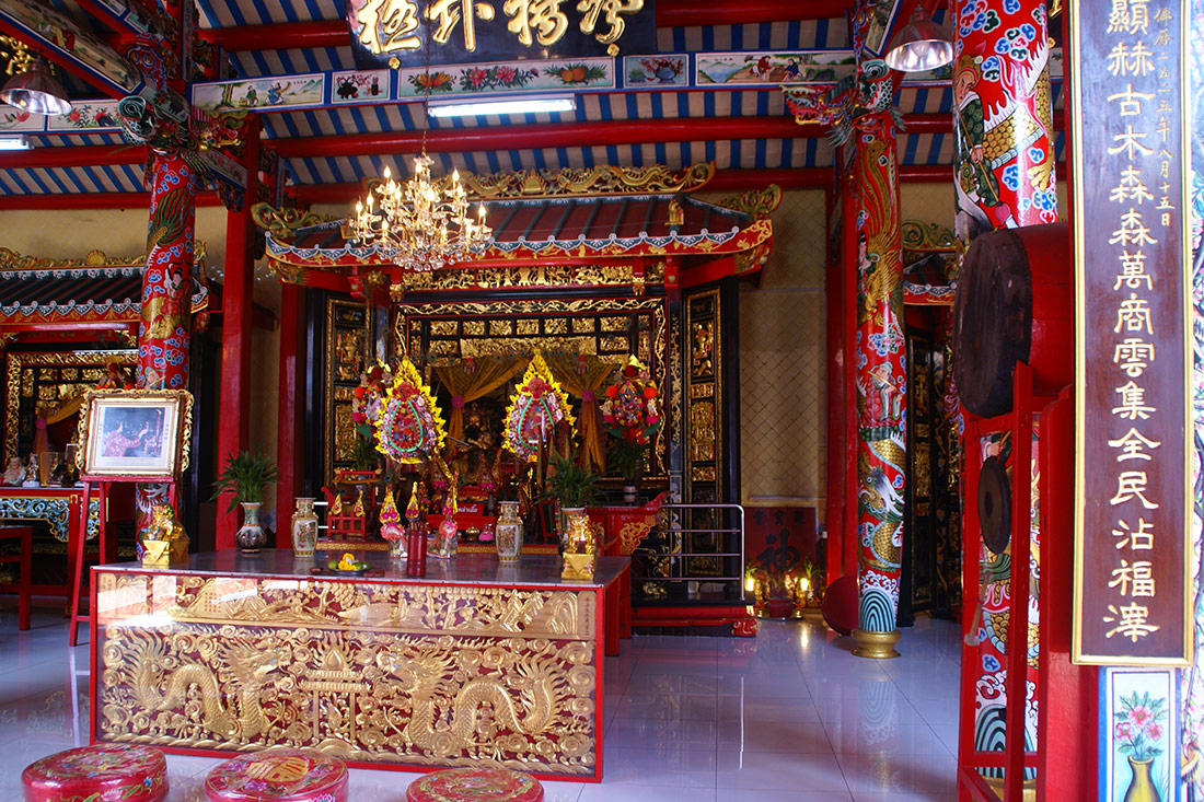 Храм Ват Мангкон Камалават
