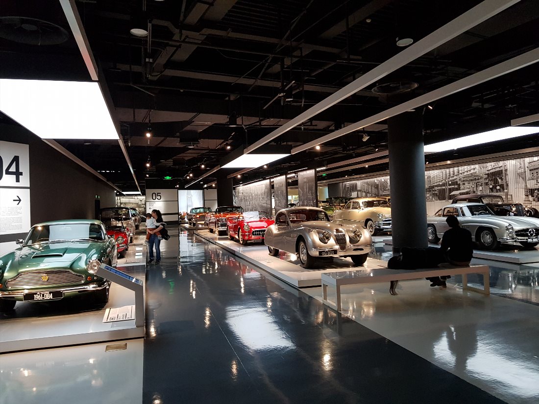 Шанхайский автомобильный музей (Shanghai Auto Museum)