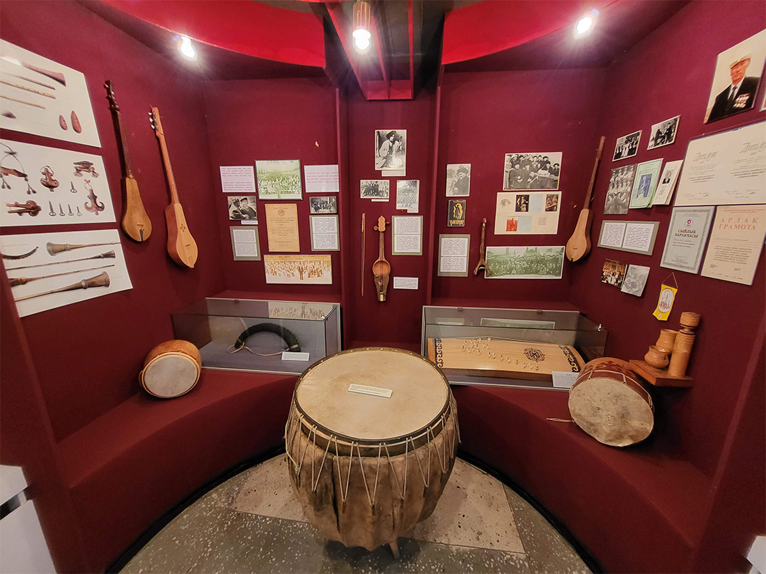 Историко-культурный музей Чолпон-Аты (Иссык-Кульский заповедник)