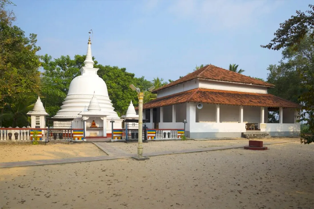 Храм Гангарама Маха Вихара (Gangarama Maha Vihara)