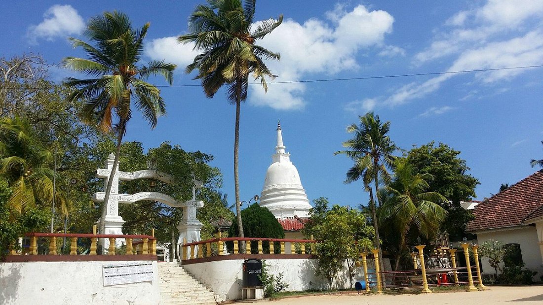 Храм Нага Вихара (Naga Vihara)