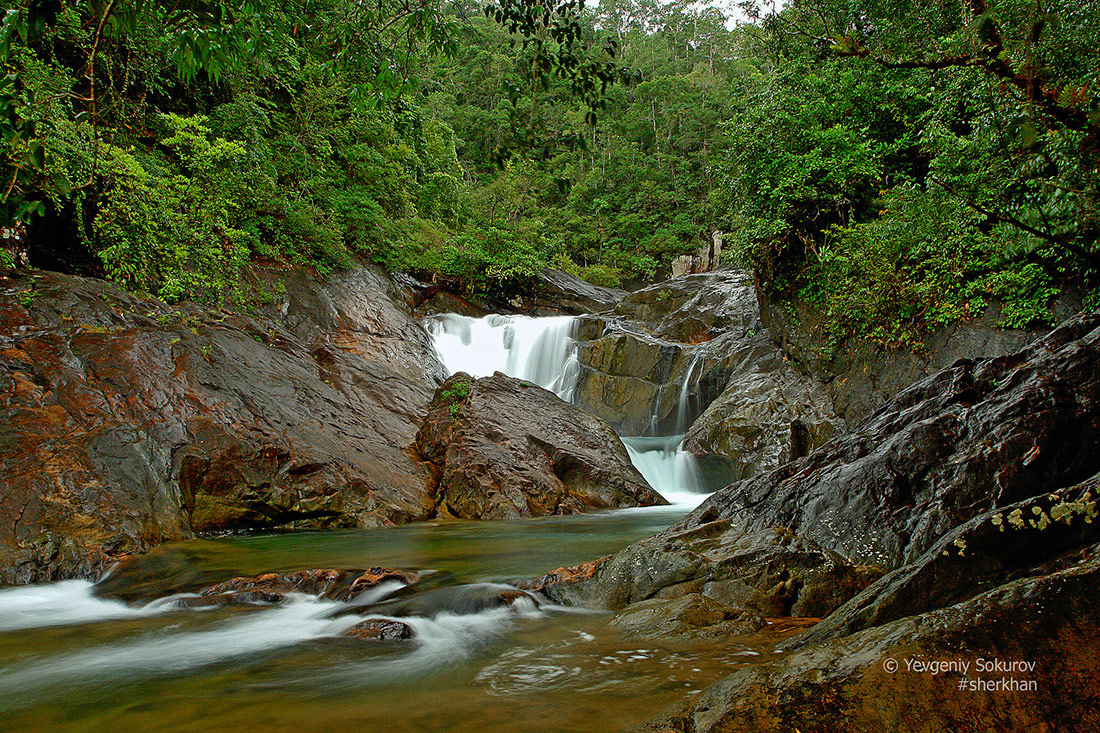 Комплекс водопадов Nam Tok Than Mayom (Than Mayom Waterfall)