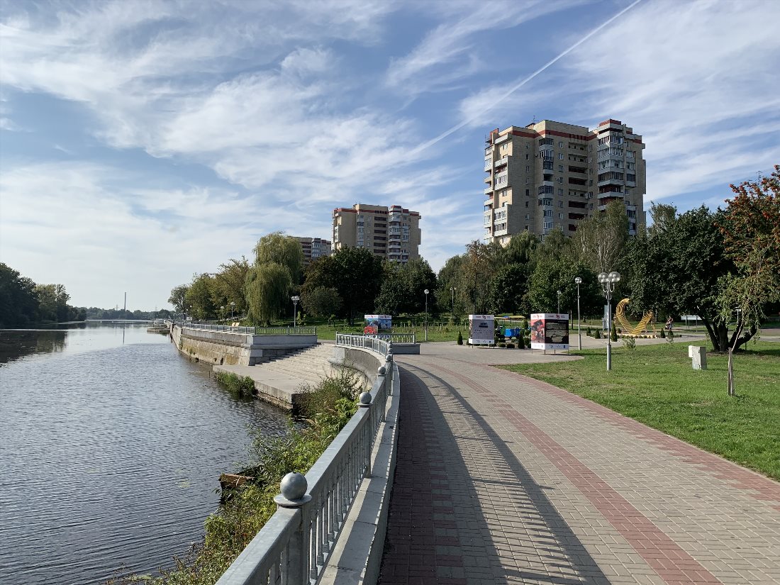 Набережная Муховца