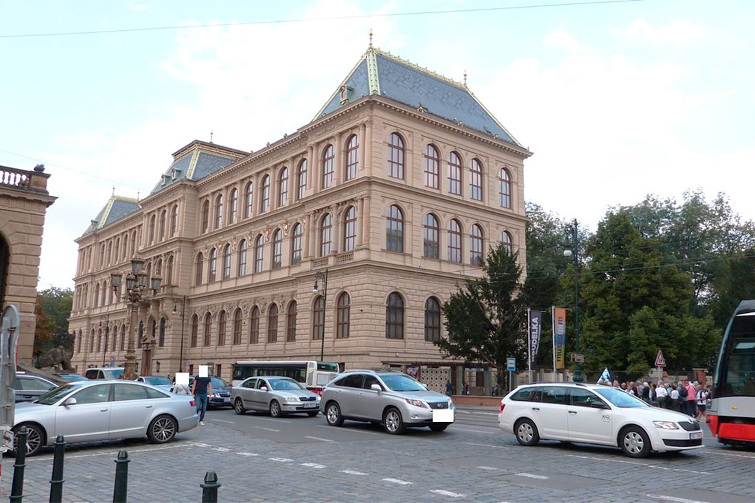 Музей декоративного искусства в Праге