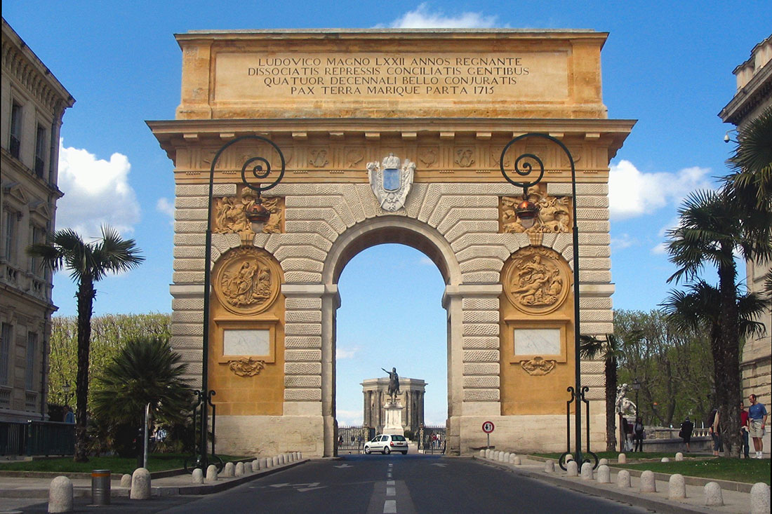 Триумфальные ворота Пейру