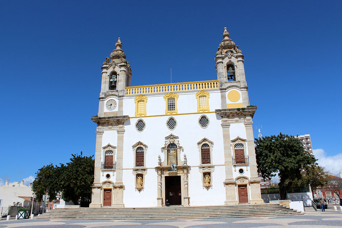 Церковь Кармо