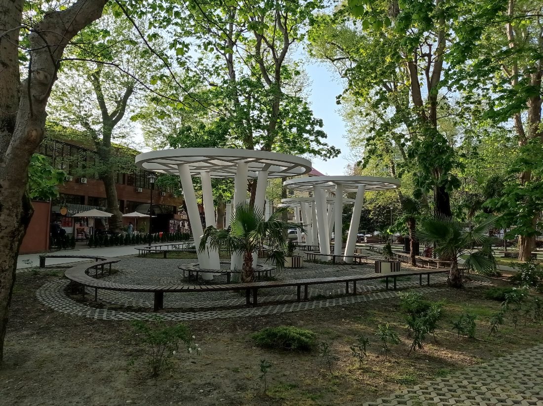 Сквер имени Бестужева‑Марлинского