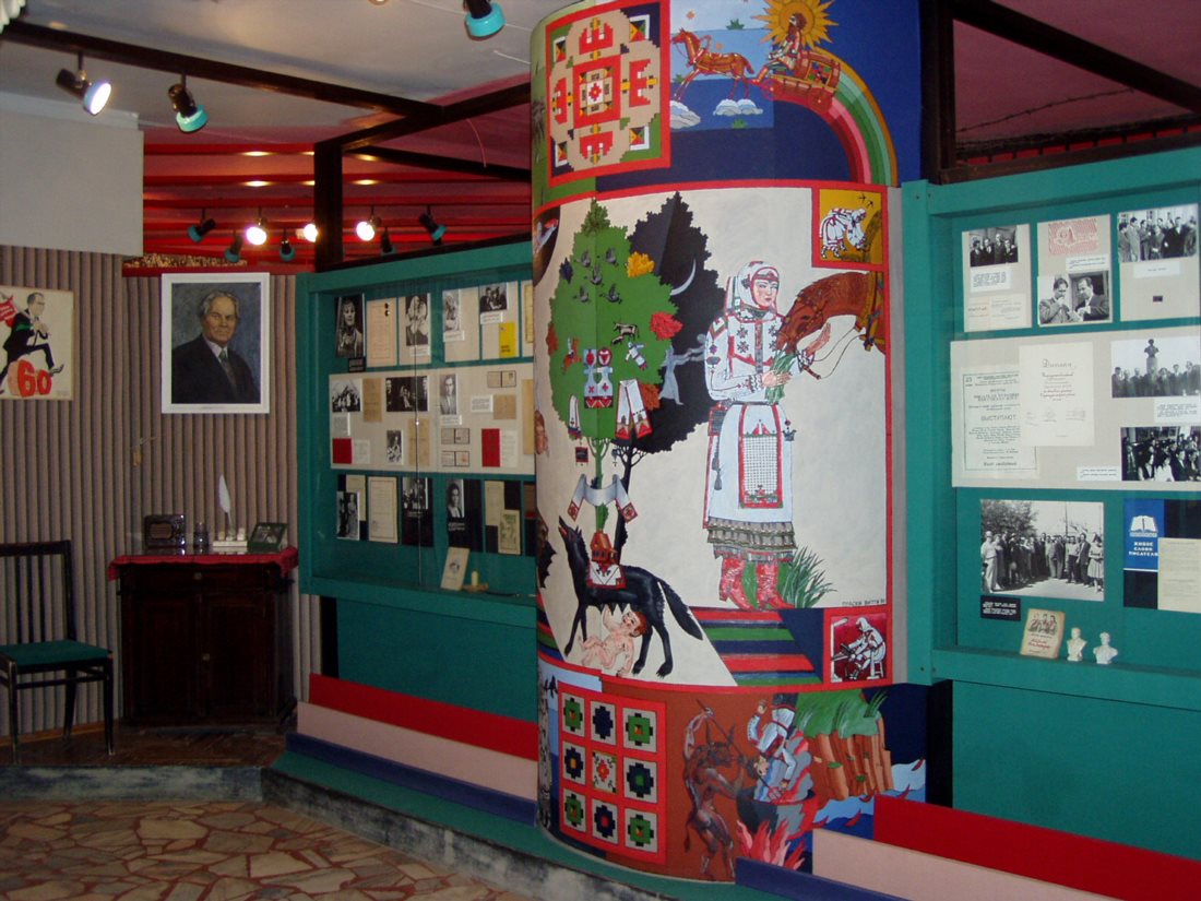 Литературный музей им. К. В. Иванова (филиал Чувашского национального музея)