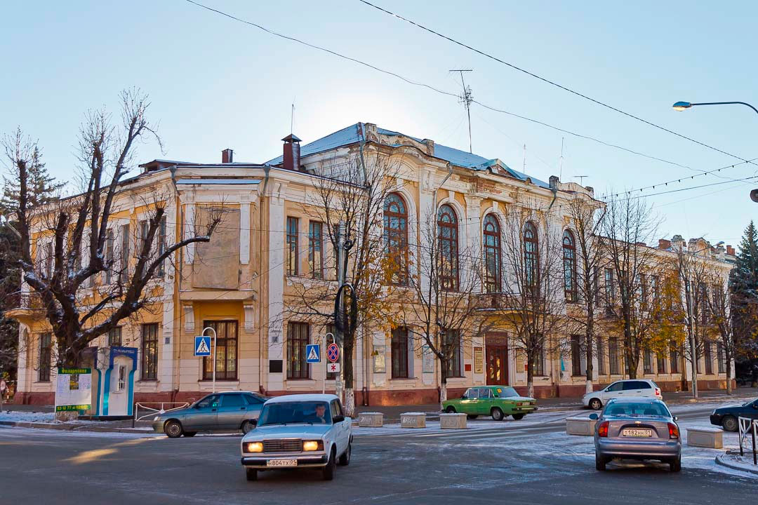 Дом Зиньковецкого (Дом офицеров)