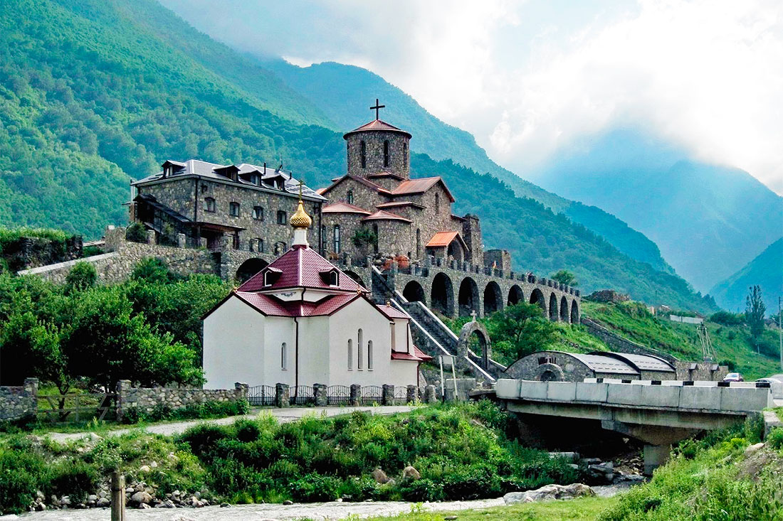 Аланский Свято-Успенский монастырь