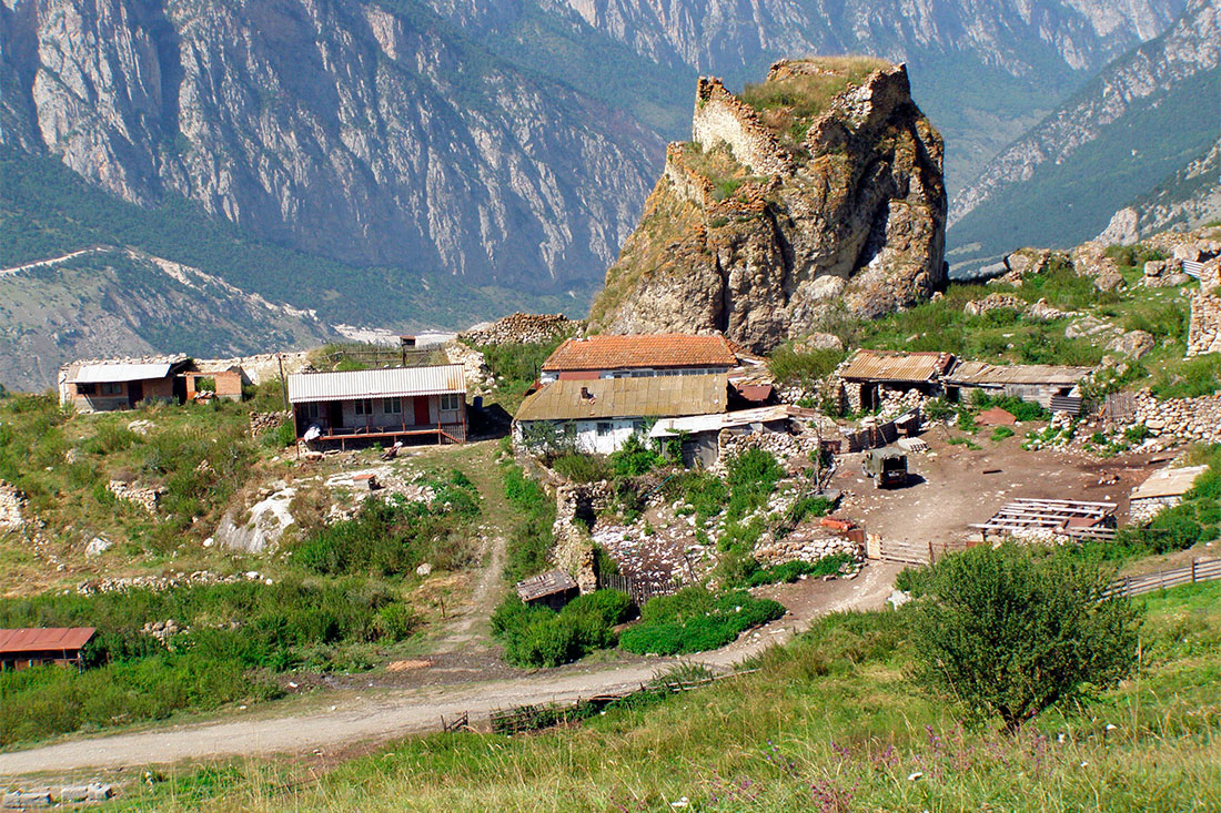 Село Цамад