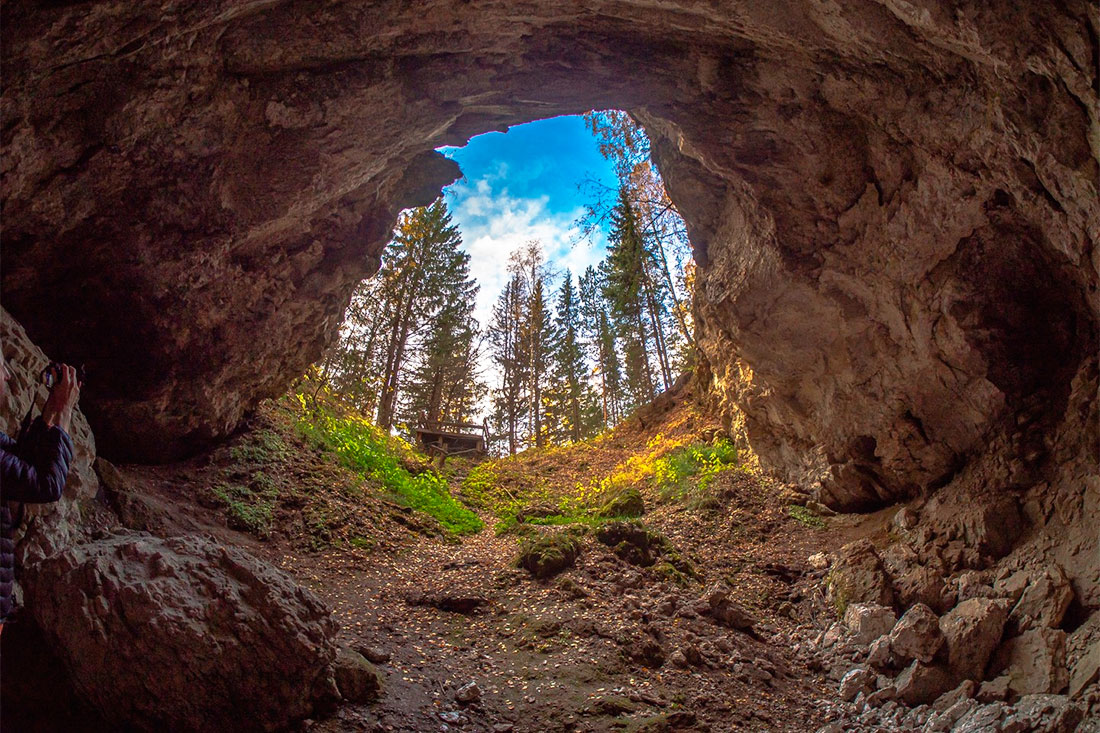 Андроновский грот (Сергинская пещера)