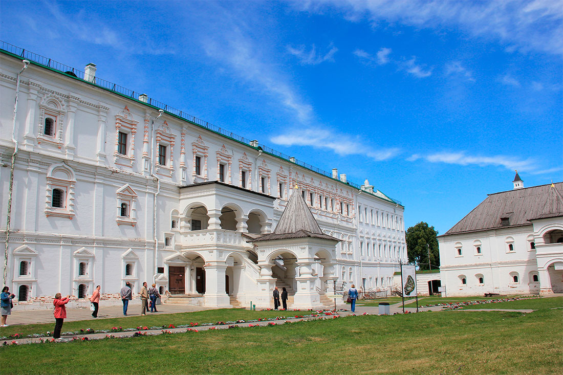 Дворец князя Олега