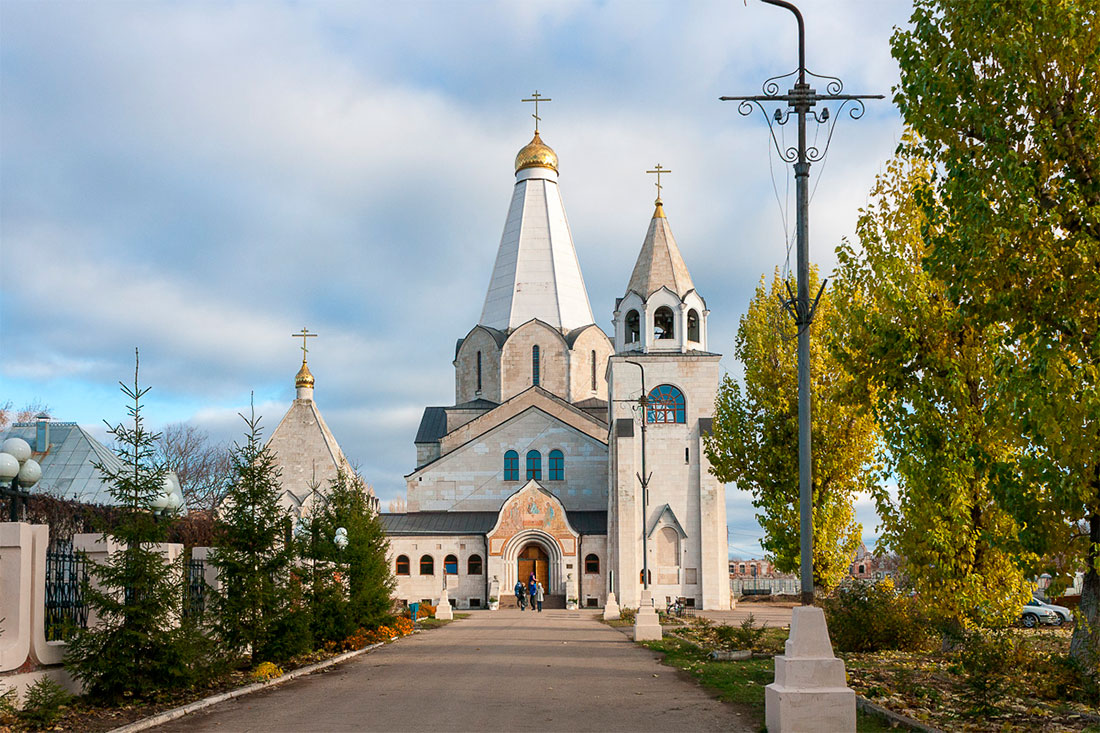 Свято-Троицкий храм в Балаково