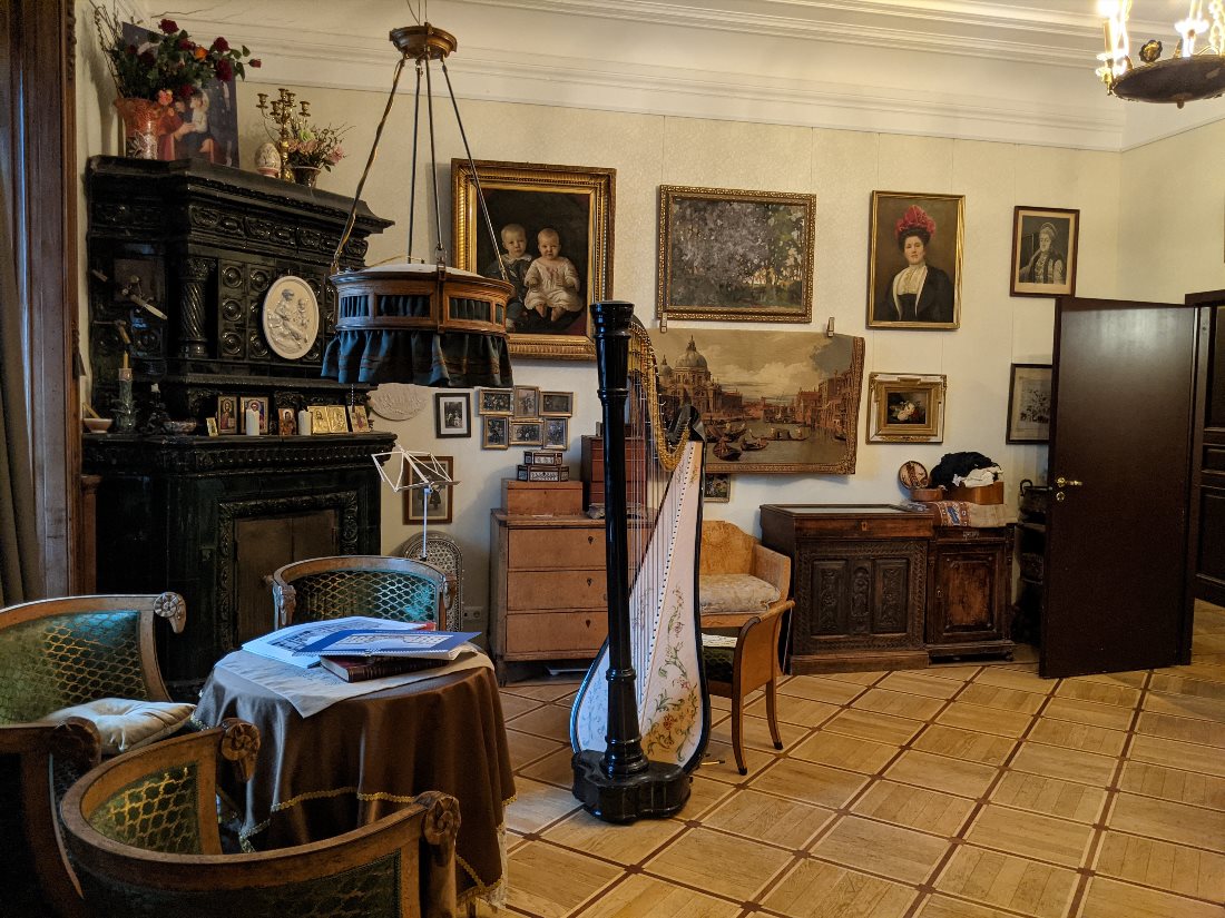 Музей-квартира Бенуа на Васильевском острове