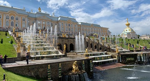 muzei-sankt-peterburga-480