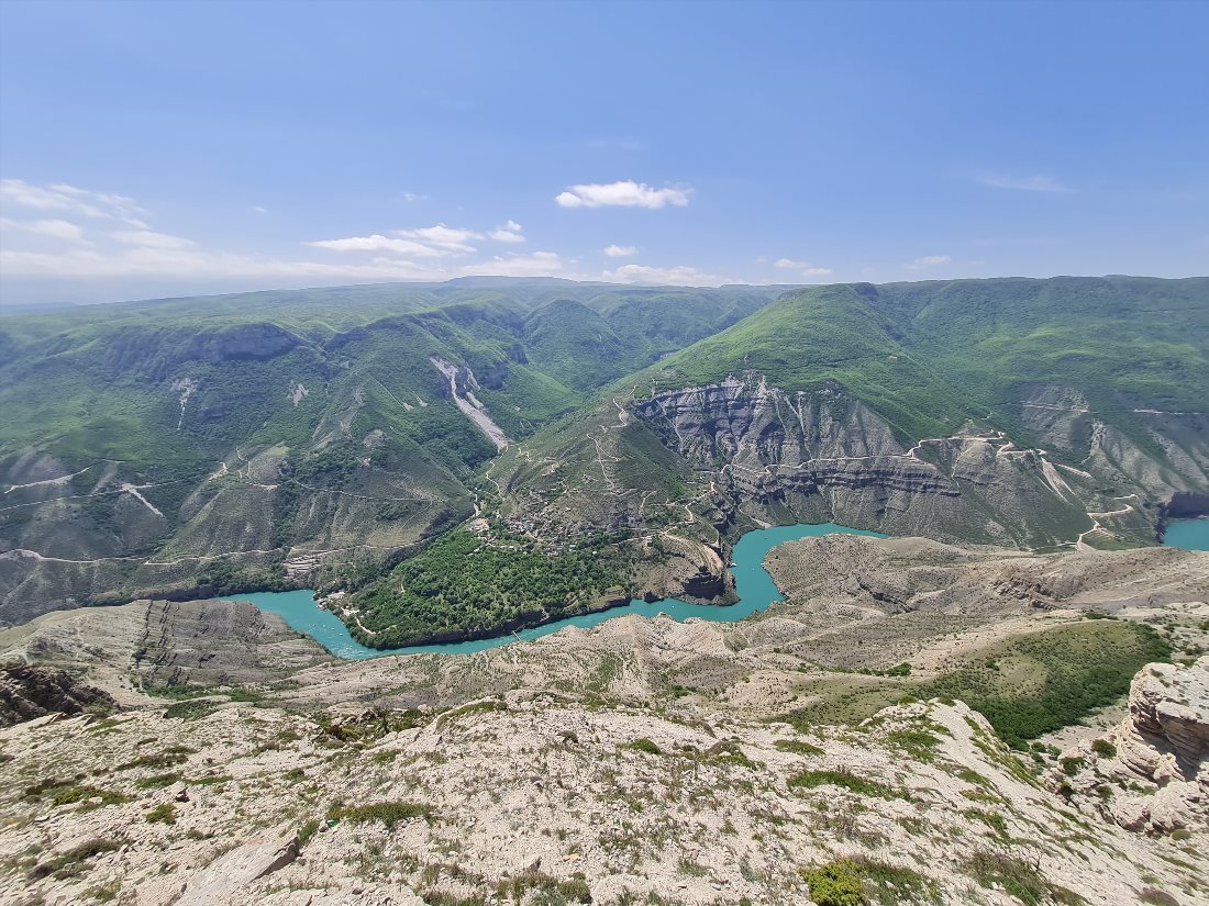 Смотровая площадка рядом с Чиркейской ГЭС 