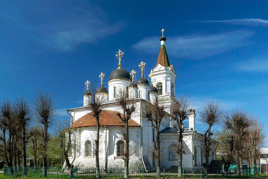 Церковь Белая Троица