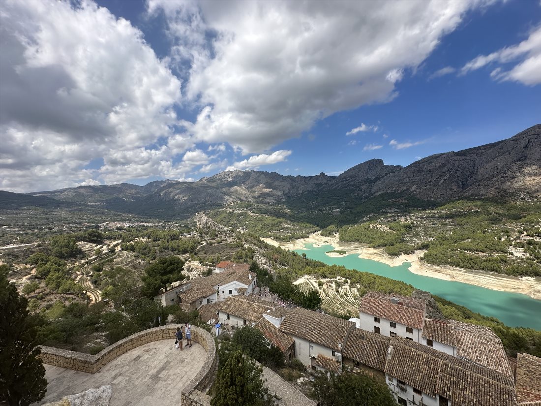 Долина Гуадалест (Vall de Guadalest)