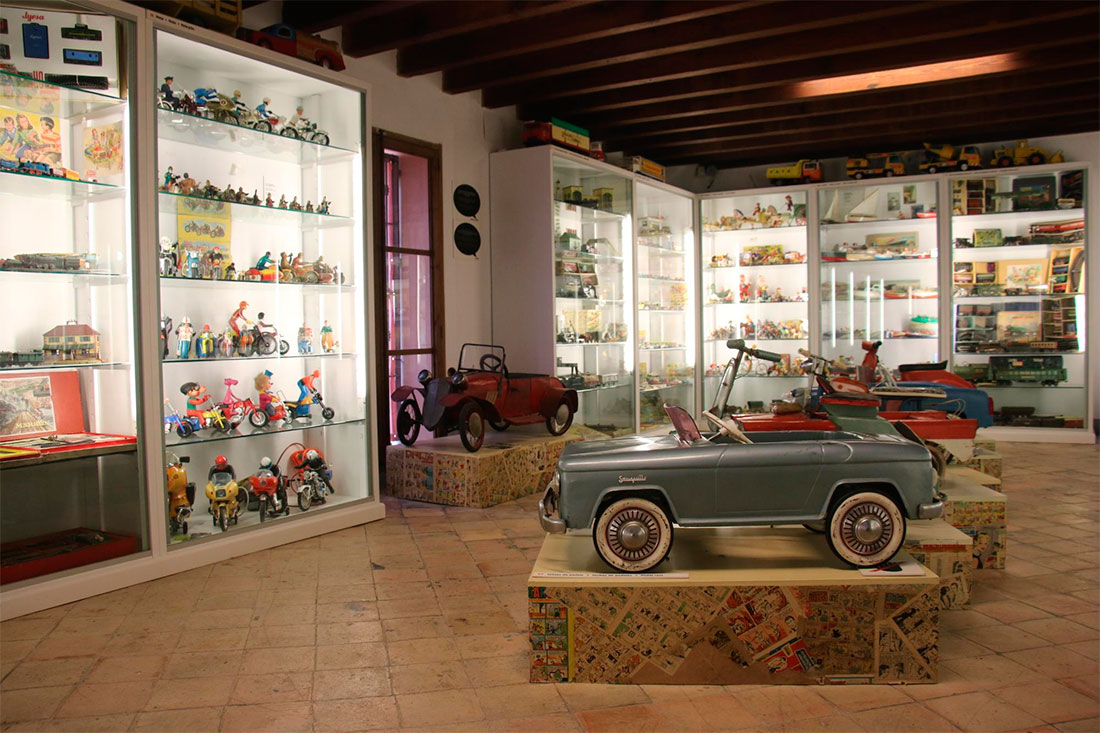 Музей кукол и игрушек