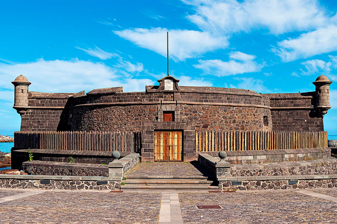 Замок-крепость Кастильо де Сан Хуан Баутиста