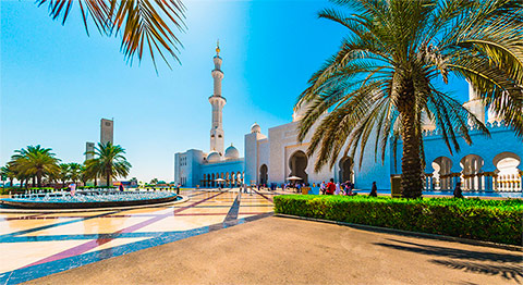 19 туристических достопримечательностей Абу-Даби, рекомендованных для посещения